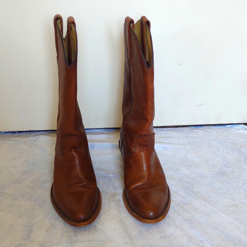 Women's Western boots 9.5D  Mahogany Frye
